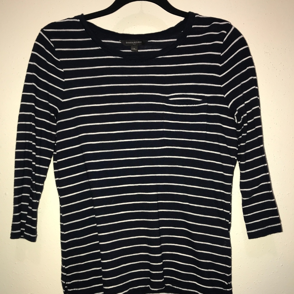 shirt with 3/4 sleeves